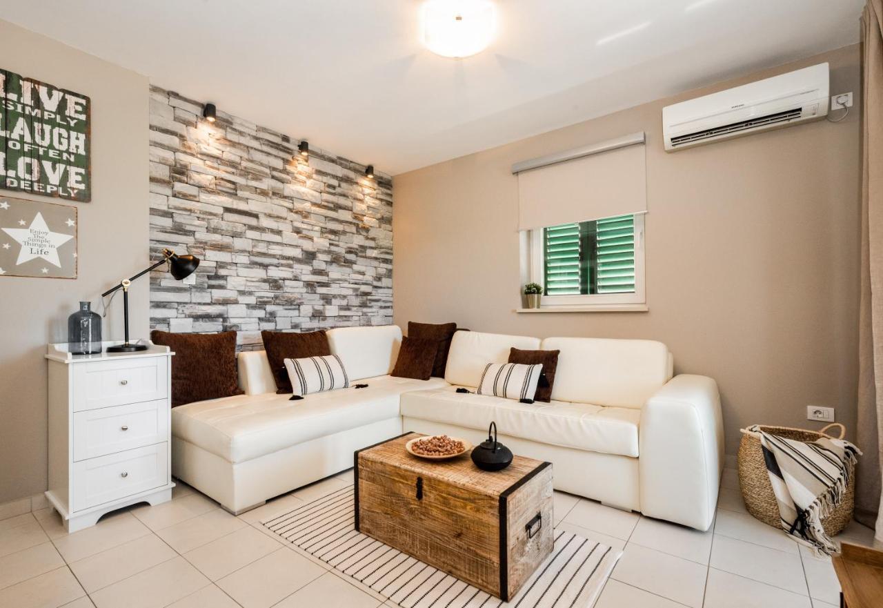 Cami -stylish With A Beautiful Seaview Rabac